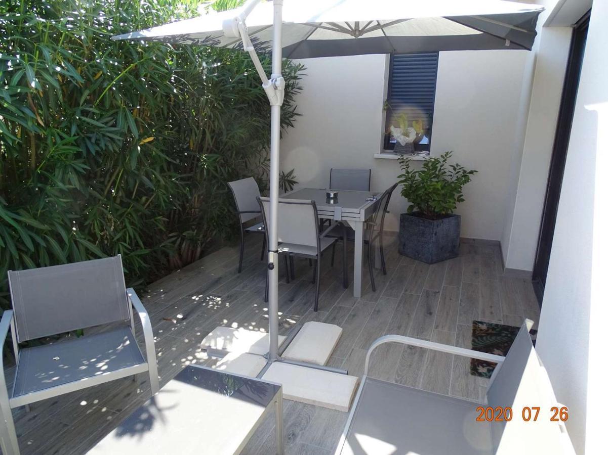 Apartment Proche Pezenas, Tres Bel Appartement, Commerces Pezenas